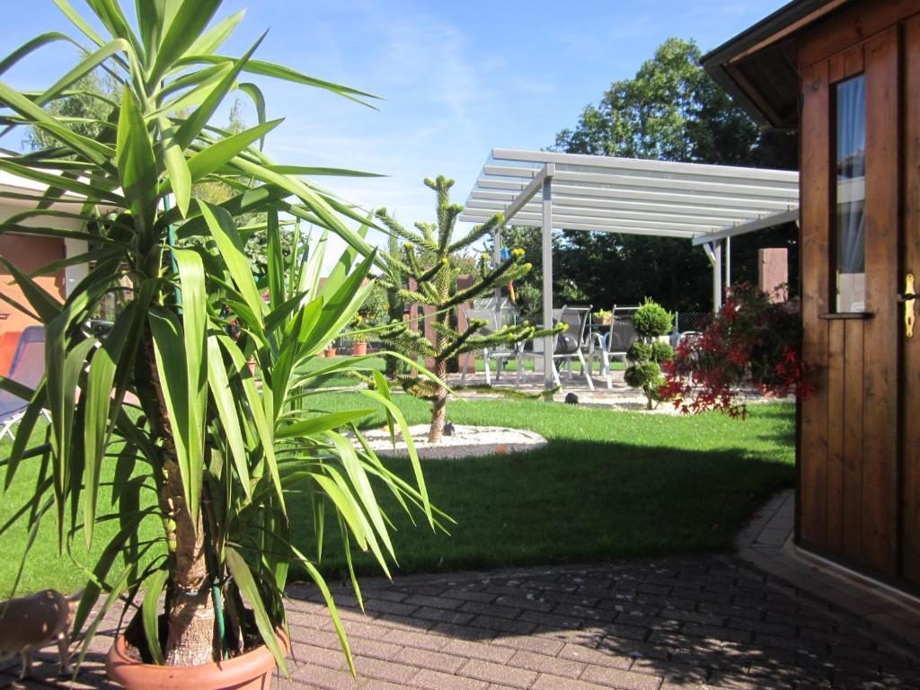 Hotel Gästehaus Alwin Diebold - garantierte Eintrittskarten für den EP Rust Habitación foto